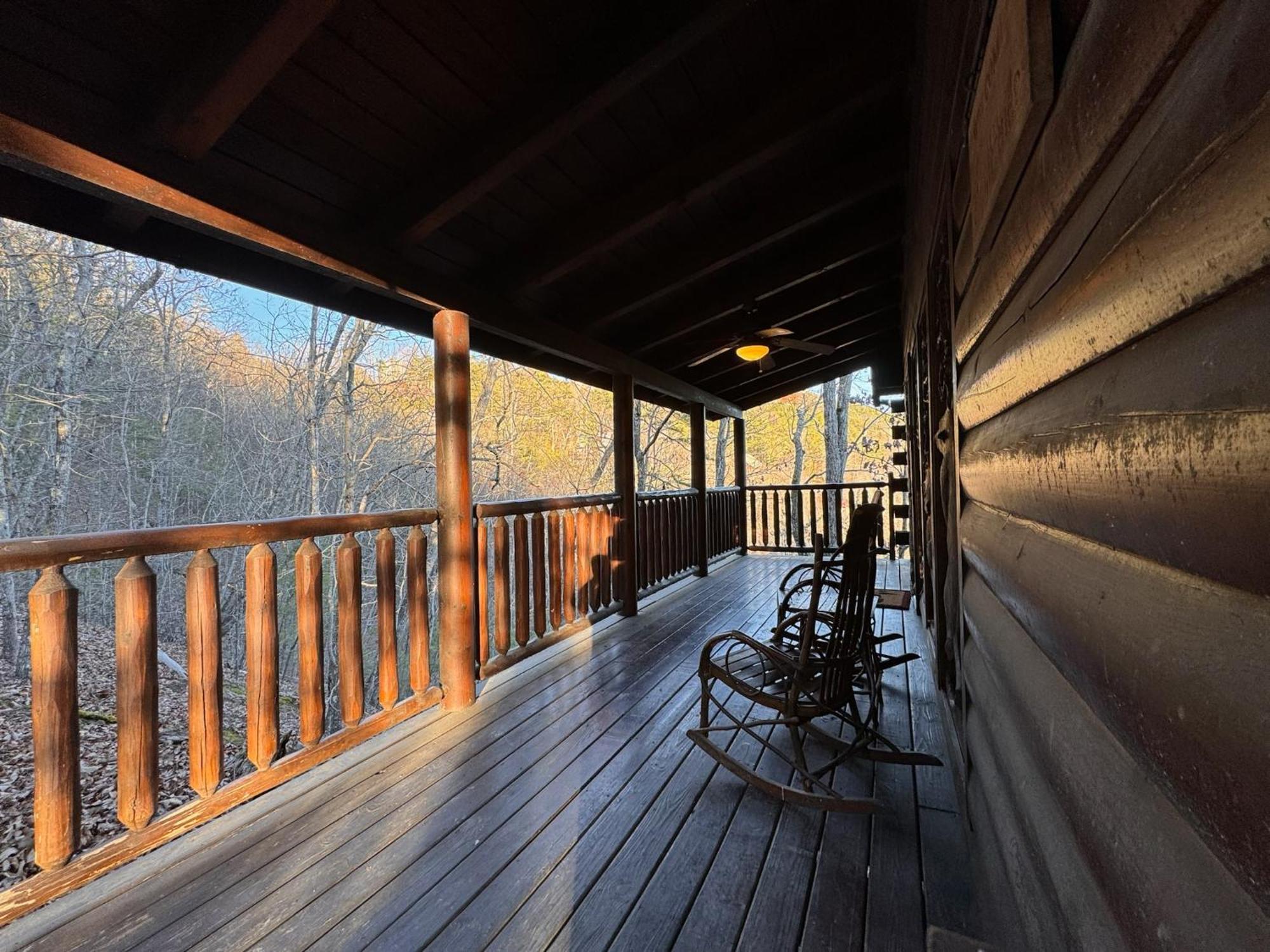 Smoky Paws - Exceptional Cabin, Stunning Mountain Views, Hot Tub, Tranquil, Gigabit Internet, Free L2 Ev Пиджен-Фордж Экстерьер фото